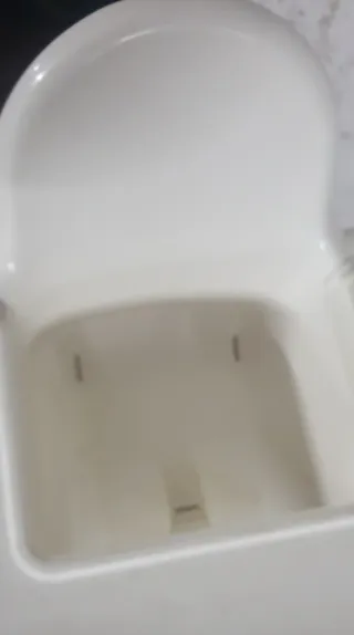 Trona de bebé blanca