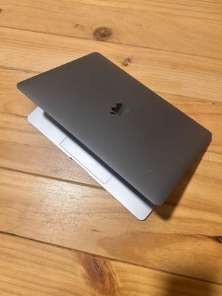MacBook Air 13” (A1932) Gris Espacial
