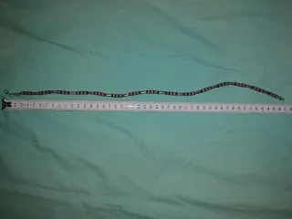 Collar de bisutería para mujer.