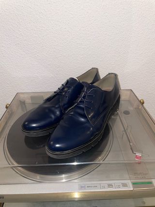 Zapatos de vestir azul brillante