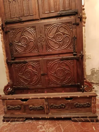 Alacena rústica madera. Retocada sin terminar