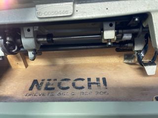 Máquina de coser Necchi Beg