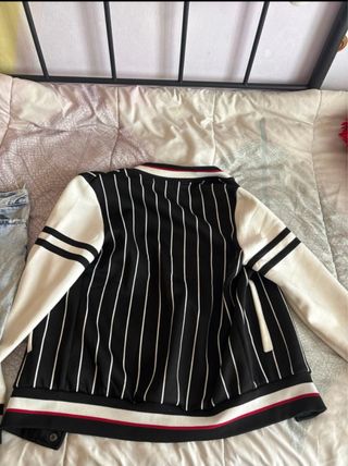 Chaqueta estilo universitario NY