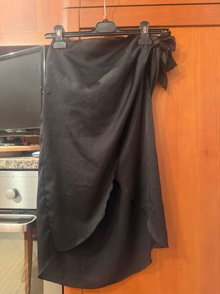 Gonna a portafoglio nera