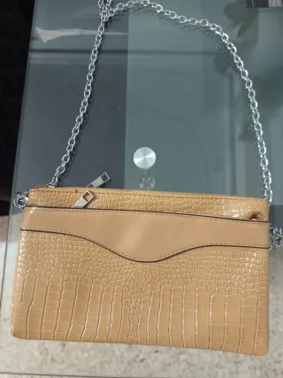 Bolso de mano con 3 cremalleras