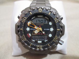 Citizen JP-3020 Alti-Depth Titanium Reloj