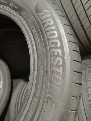Bridgestone 205/65R17 100Y Neumático