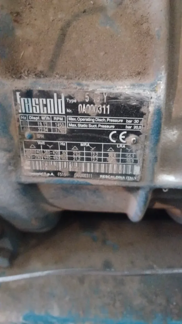 Motor compresor cámara de frío