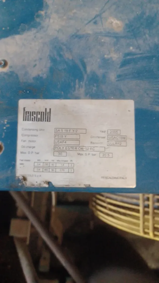 Motor compresor cámara de frío