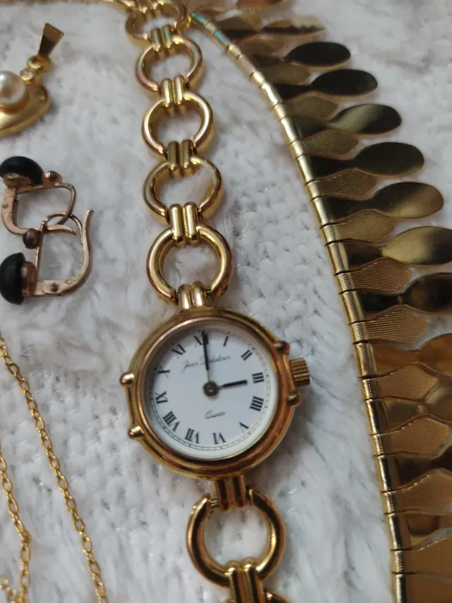 Lote de bijuterias antigas douradas com pedras âmbar