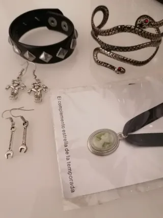 Lote bisutería punk rock