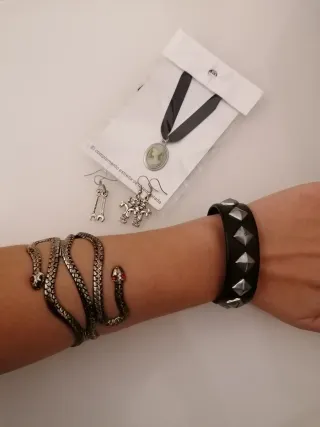 Lote bisutería punk rock