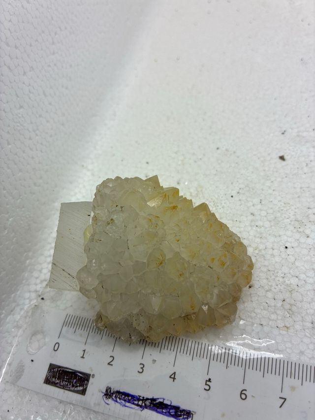 Mineral de cuarzo natural