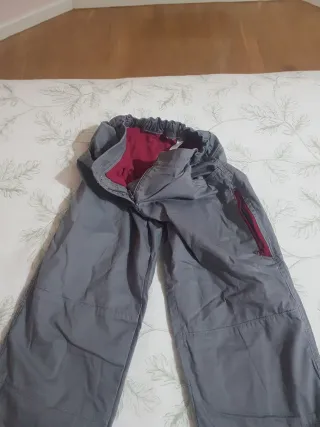 Pantalones polares 12 años. Nuevos!!