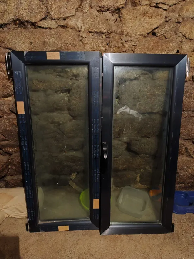 Ventanas aluminio oscilobatientes 1,1820x0,4925cm