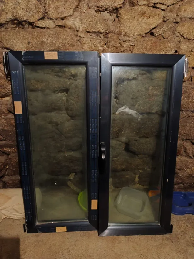 Ventanas aluminio oscilobatientes 1,1820x0,4925cm