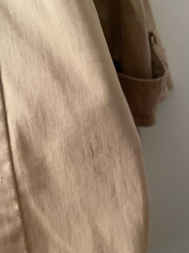Gabardina clásica beige