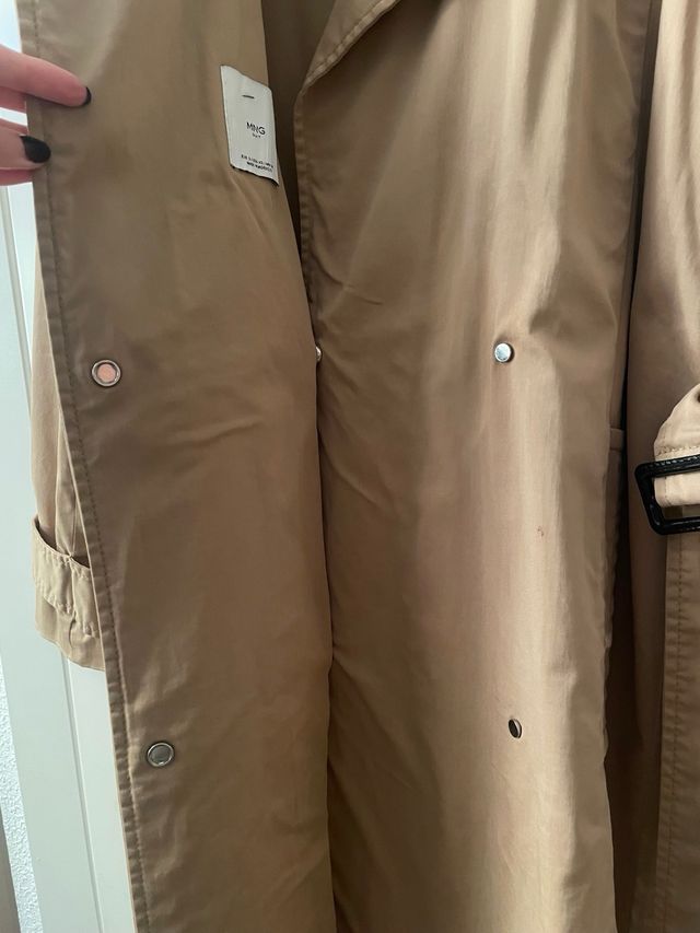 Gabardina clásica beige