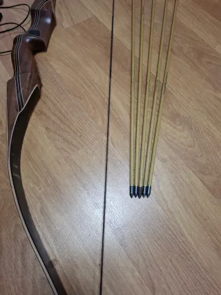 Arco recurvo Samick Lion