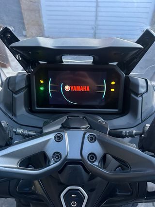 Yamaha T-Max 560 Tech Max 2024