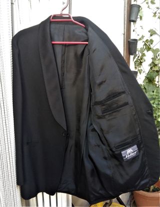 Americana esmoquin cuello raso Adler Talla M