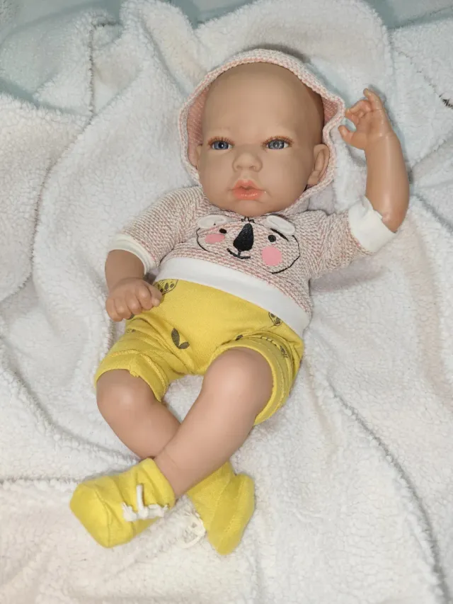 Bambola neonato reborn in vinile