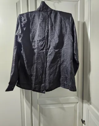 Blusa gris estampado animal print