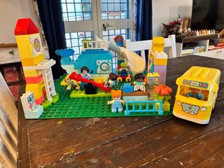 Lego Duplo Scuola Bus e Parco Giochi