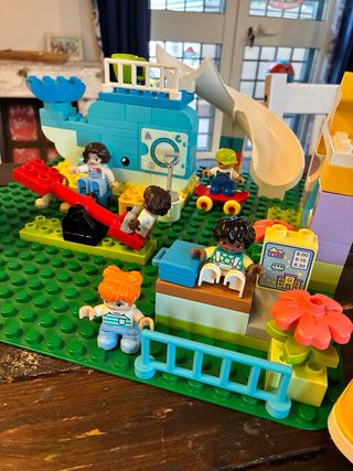 Lego Duplo Scuola Bus e Parco Giochi