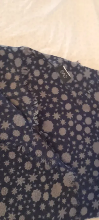 Sciarpa OVS fantasia stelle blu e grigio