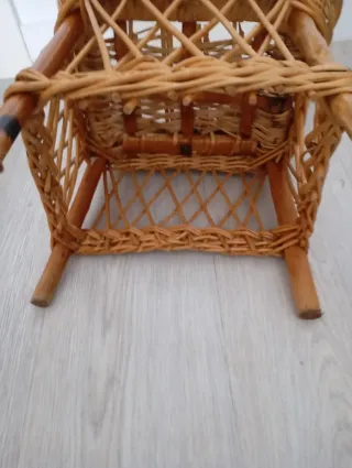 Sedia in vimini per bambini