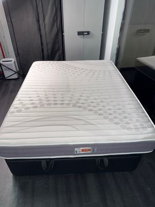 Colchón 195x140 Visco/Látex + Canapé