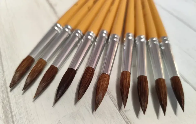 Caja 10 Pinceles Redondos Raphael N°11