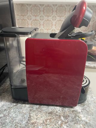 Cafetera Bosch Tassimo Roja