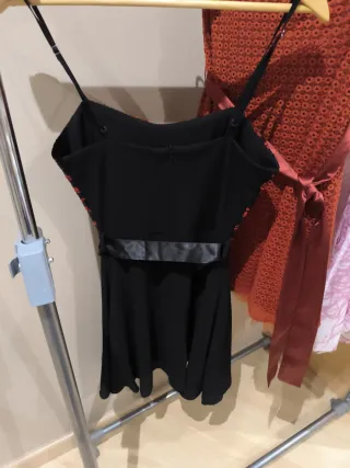 Vestidos de fiesta, bodas, graduaciones, eventos.