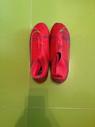 Zapatillas Nike Fútbol Talla 41 Rojas