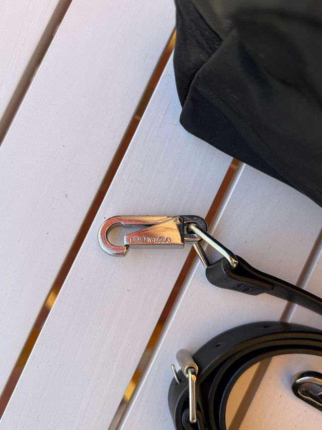 Bolso BIMBA Y LOLA negro logo en plateado