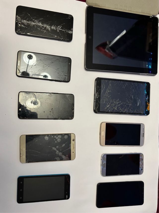 Lote 10 móviles y tablet Apple