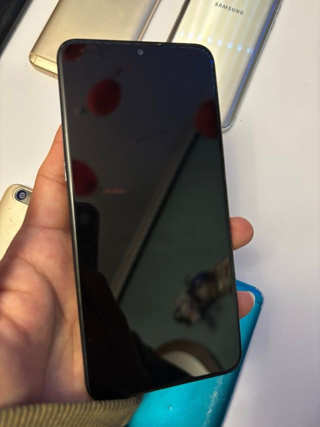 Lote 10 móviles y tablet Apple