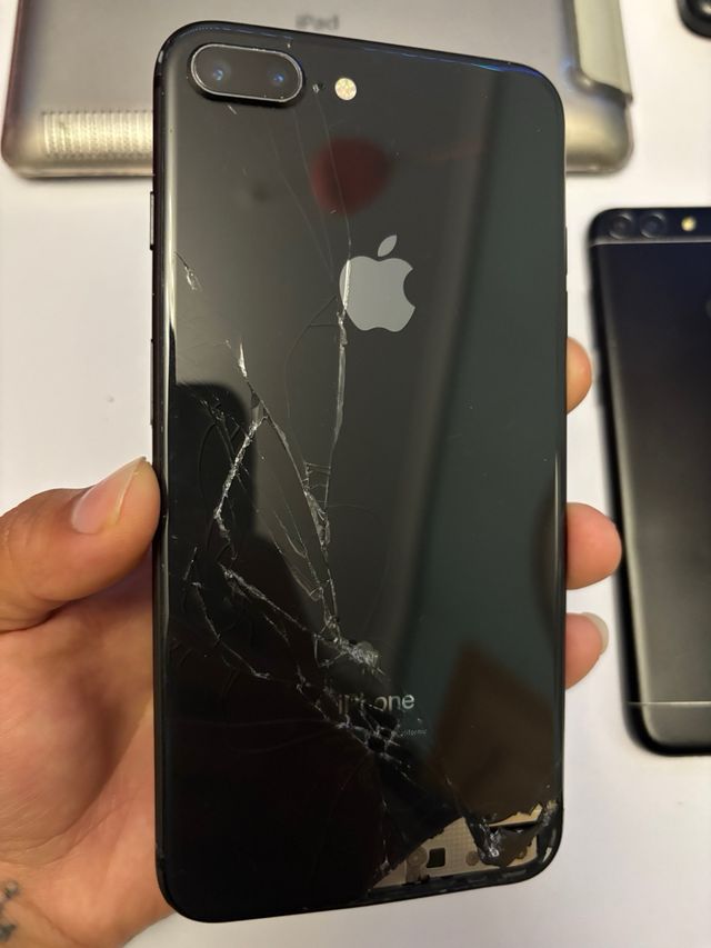 Lote 10 móviles y tablet Apple