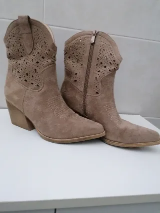 Stivaletti donna beige/marrone