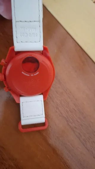 Reloj modelo Blanco/Rojo