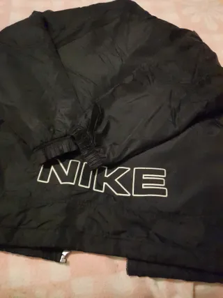 Chaqueta Deportiva Nike Negra