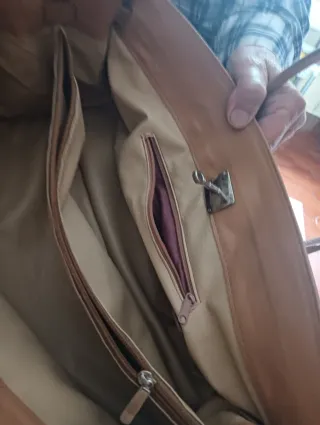 Bolso de mano y bandolera