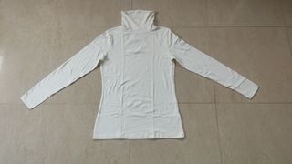 2 Camisetas Cuello Alto Mujer