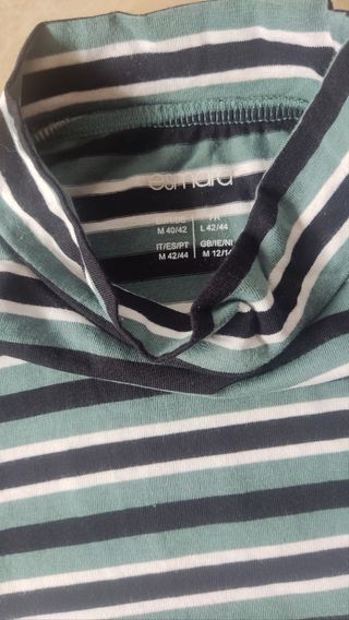 2 Camisetas Cuello Alto Mujer