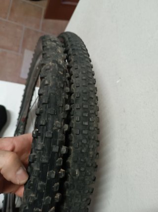 Rueda Delantera 26 Bontrager