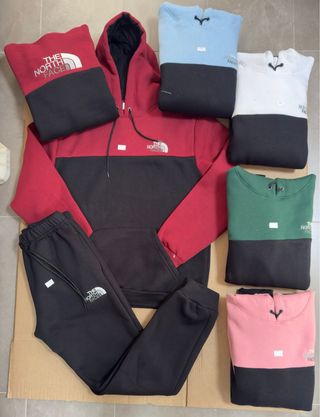 Chándal The North Face Negro y Rojo