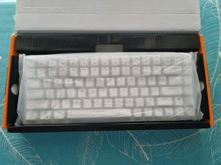 Teclado Mecánico Royal Kludge RK84