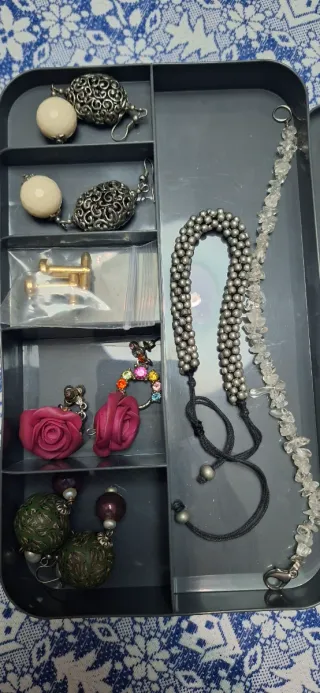 Portagioie con 12gioielli